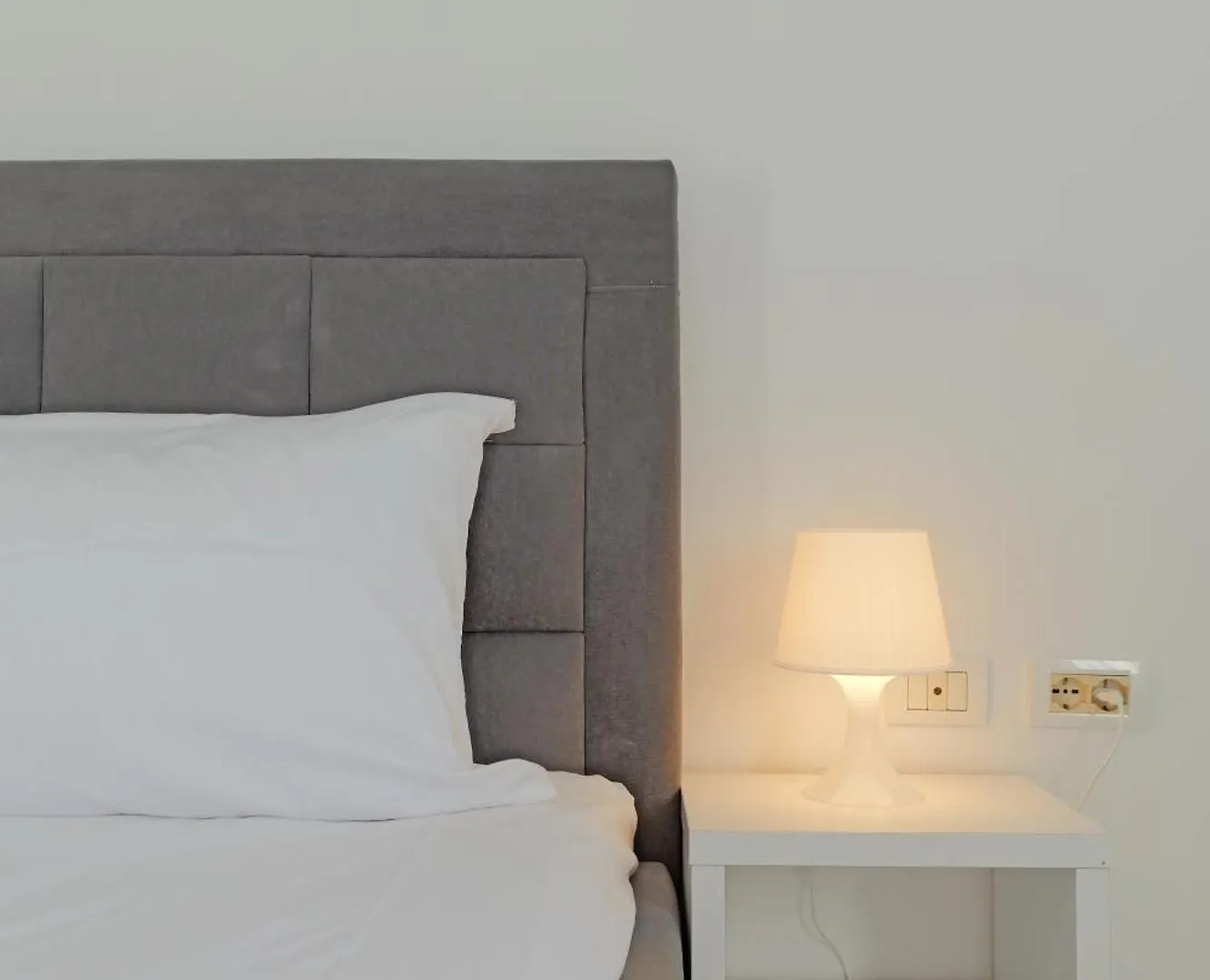 Central Garden Residence Sofia - Free Parking Ksamil Hotel