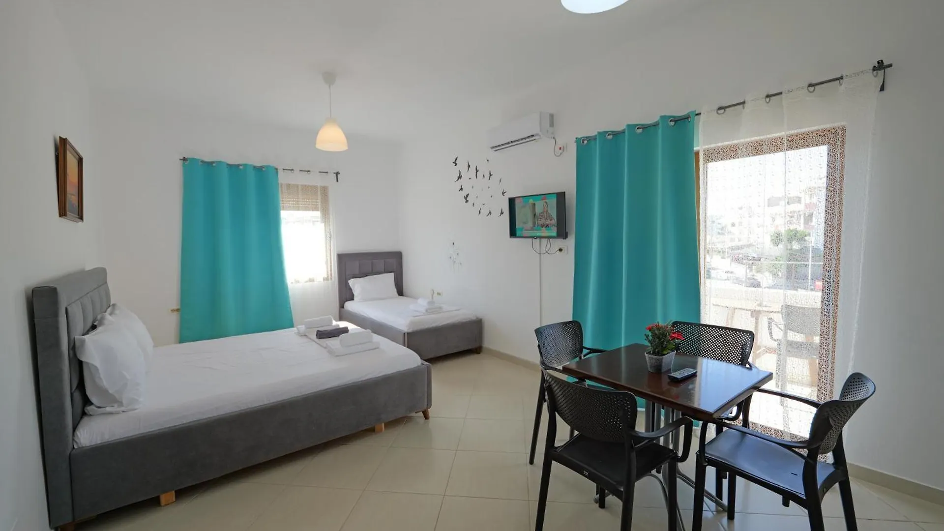 Central Garden Residence Sofia - Free Parking Ksamil Hotel