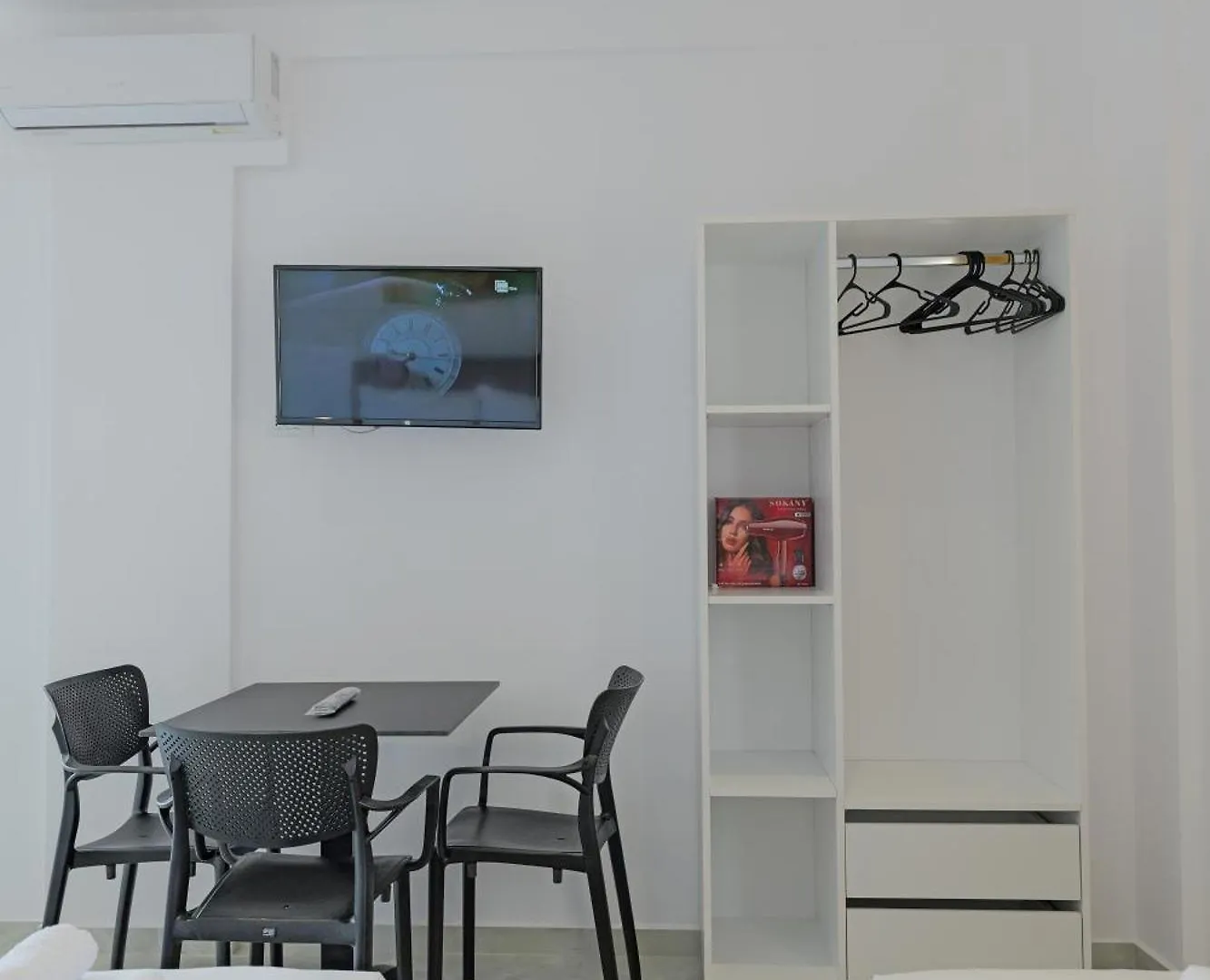 Central Garden Residence Sofia - Free Parking Ksamil