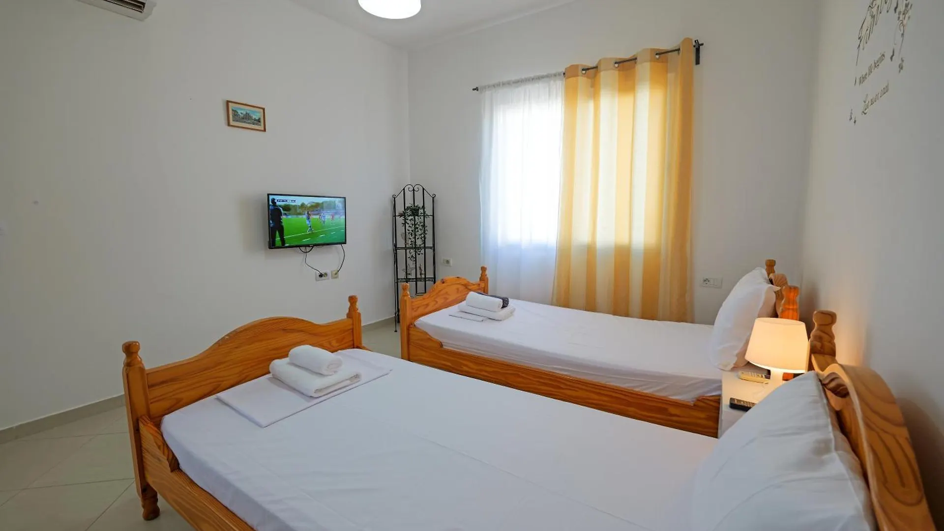 Central Garden Residence Sofia - Free Parking Ksamil