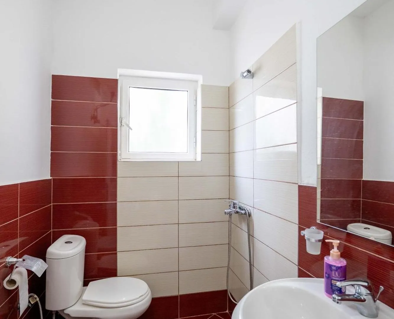 Hotel Central Garden Residence Sofia - Free Parking Ksamil